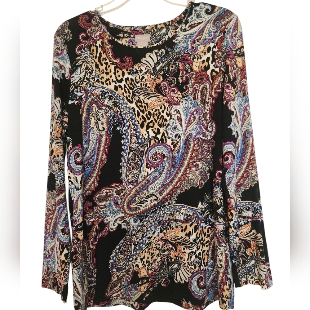 Chico’s Black Cream paisley pullover long sleeve top SZ Medium